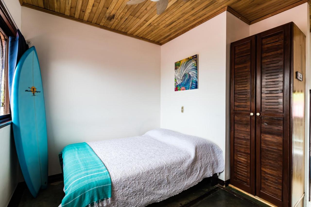 Witch'S Rock Surf Camp Hotel ตามารินโด ภายนอก รูปภาพ